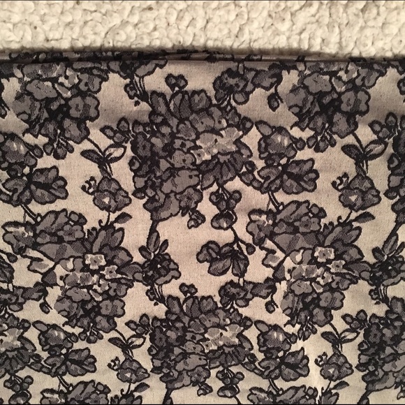 COPY - Very beautiful, detailed skirt - Picture 3 of 3